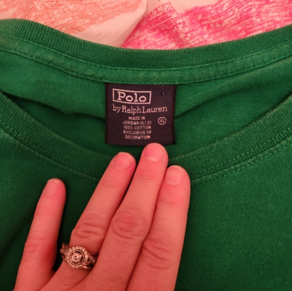 Tshirt - Picture 2 of 2